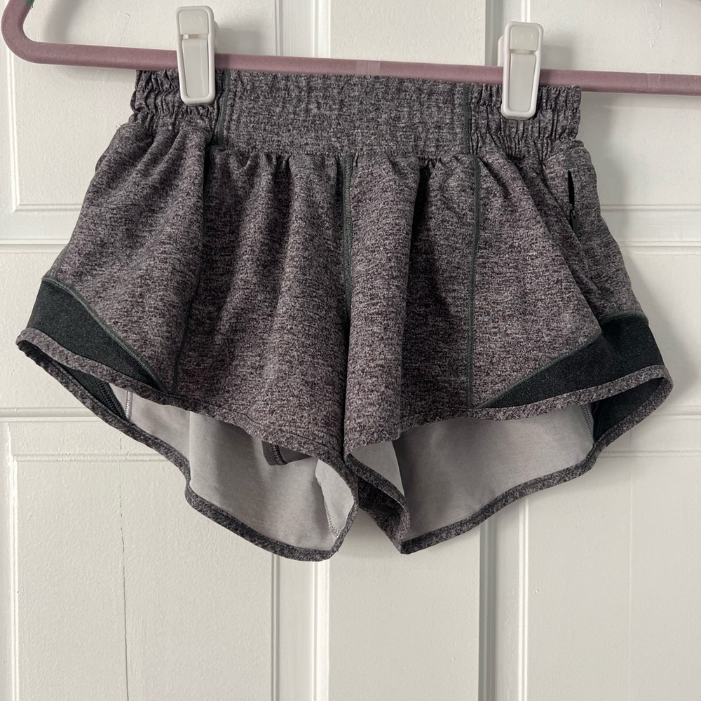 Lululemon Hotty Hot Shorts - Gray Size 2